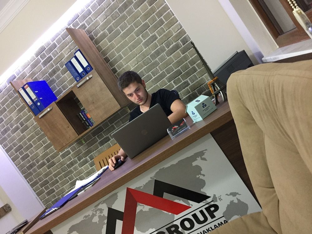 Derin Suit Apart 1 2