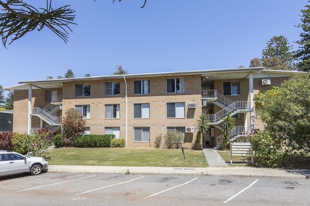 Cottesloe Beach Pines Apartment 1