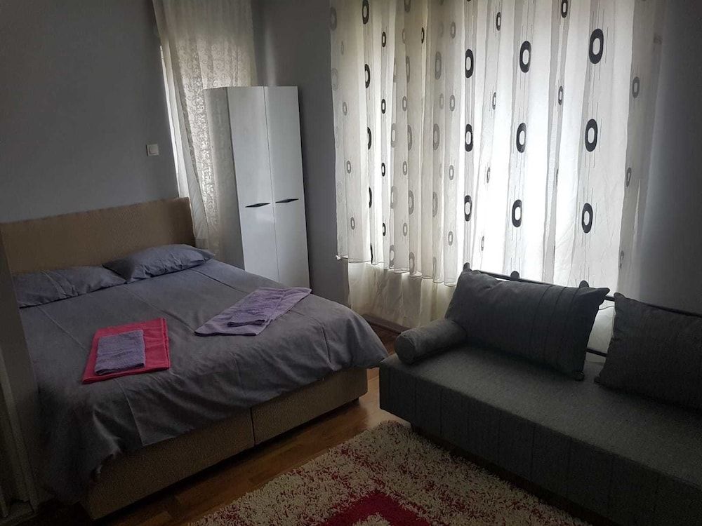 New House 2 New House 2