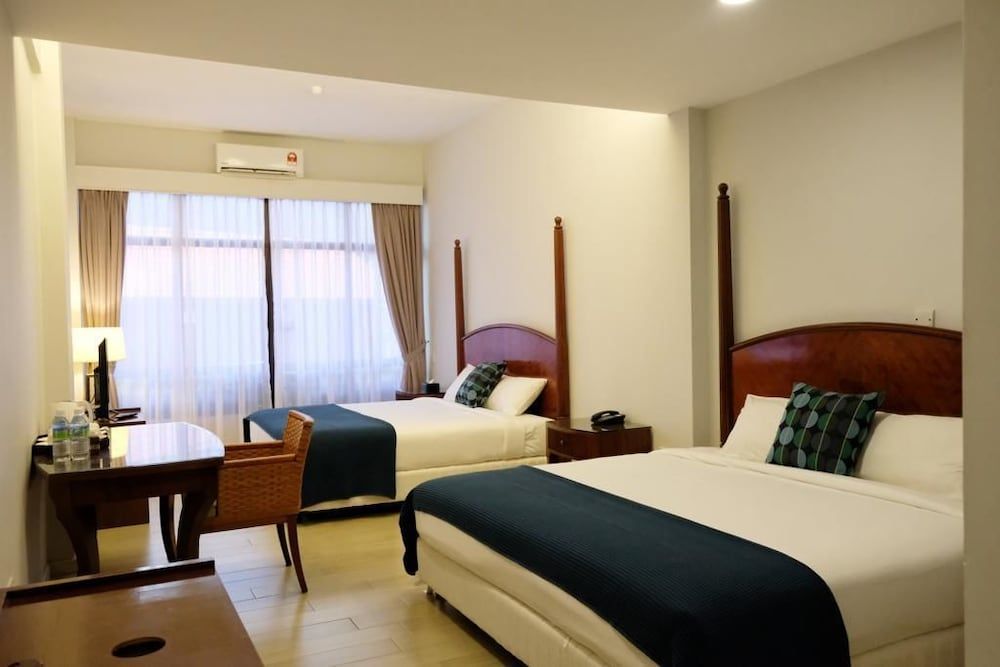 Adena Beach Resort 2