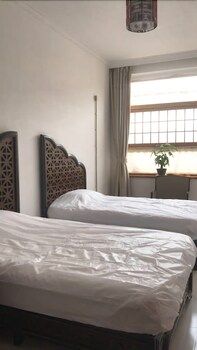 Manhong's Private Courtyard 2