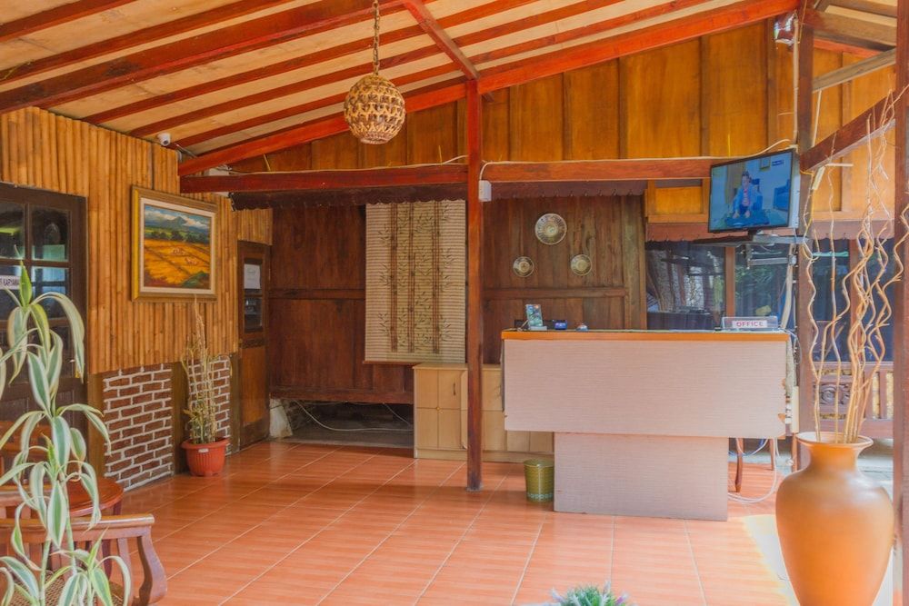 RedDoorz near Kampung Gajah 2 2