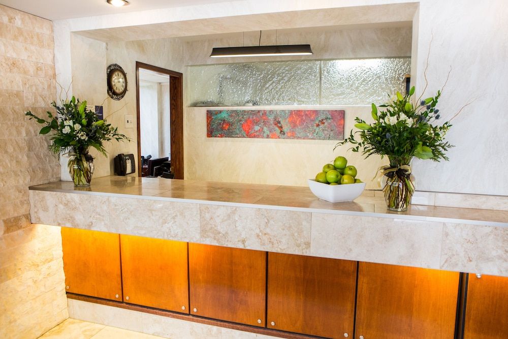 Jasper Inn & Suites by Sunrise 3