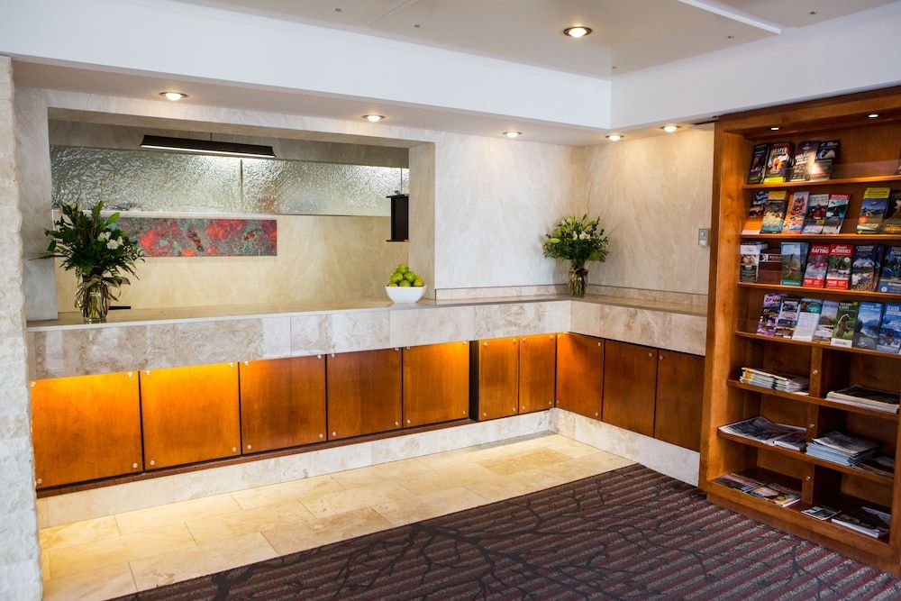 Jasper Inn & Suites by Sunrise 2