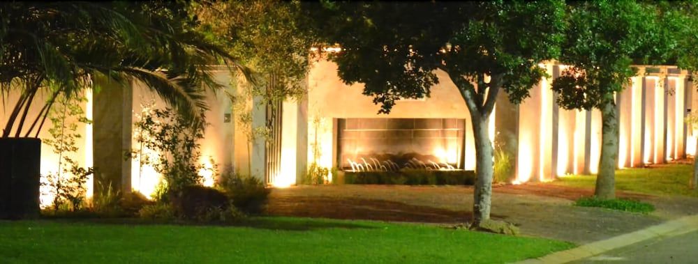 Little Eden Guest Lodge