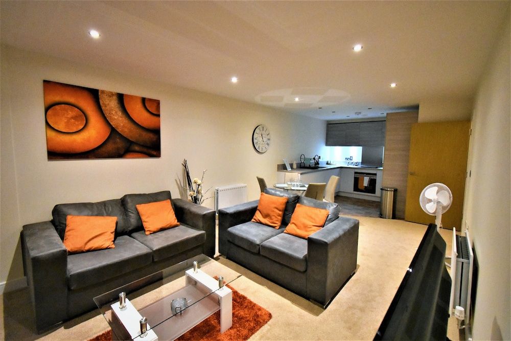 Alder House Serviced Apartment by Ferndale