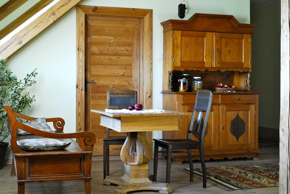 Pałac i Folwark Galiny 2