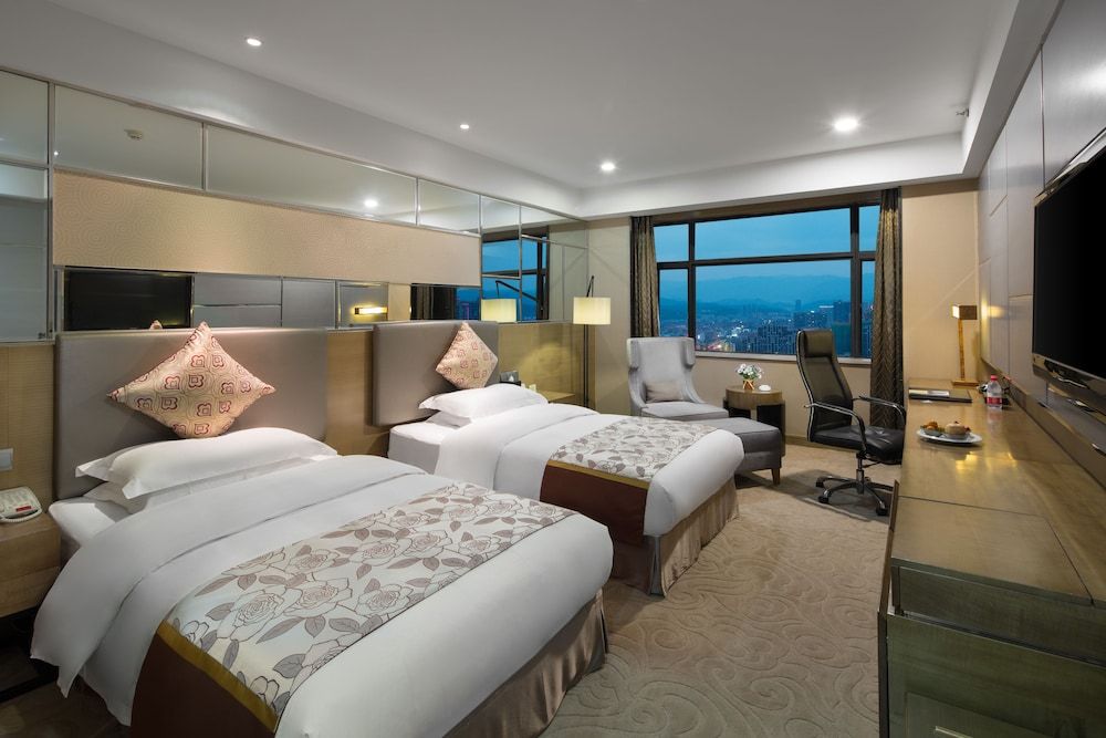 Shaoyang Huatian Hotel 2