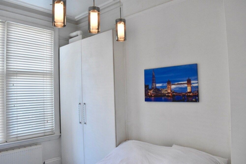 1 Bedroom Apartment in Central Hove 2
