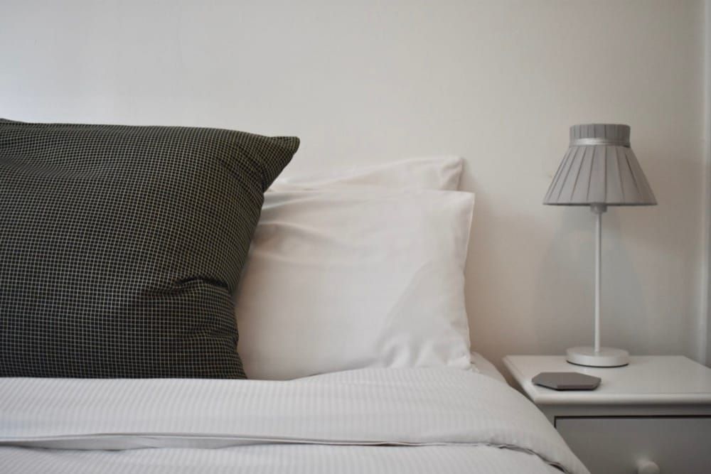 2 Bedroom Apartment With Balcony in Brighton 2
