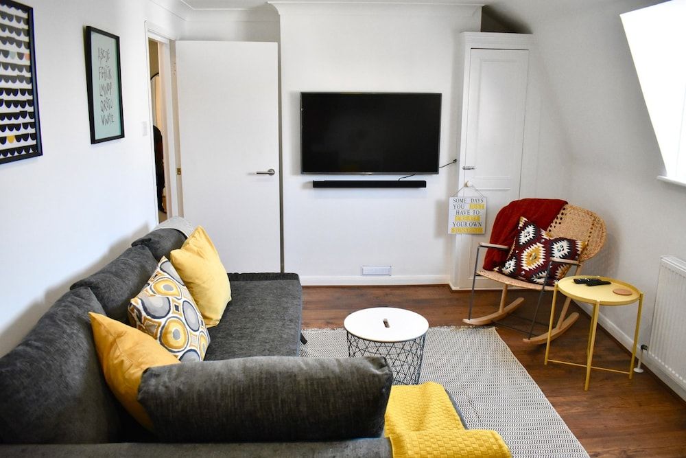 1 Bedroom Apartment in Central Brighton 1