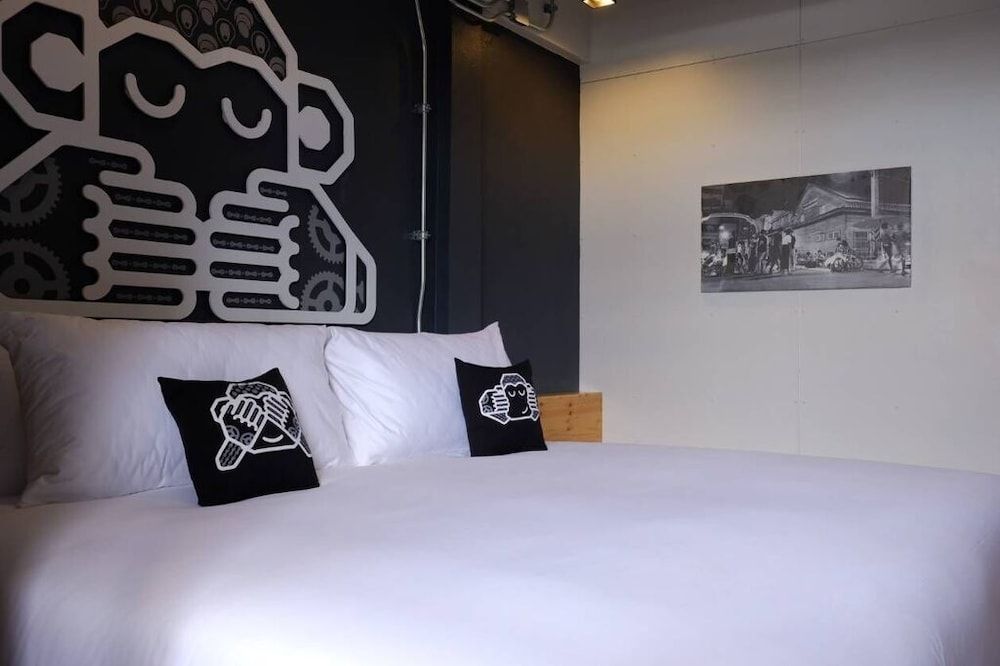 Blu Monkey Hub and Hotel Suratthani 3