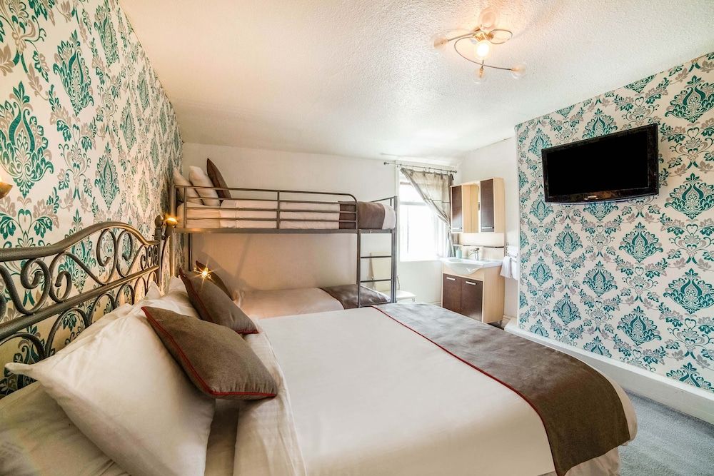 OYO Martell's Hotel 1