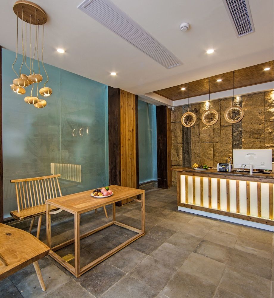 Wuyishan Old Street Hill Lodge 2