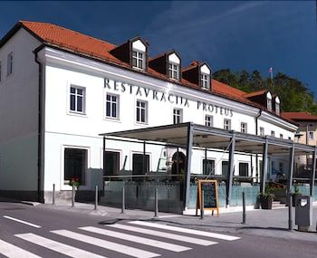 Postojna Cave Rooms & Apartments Proteus 3 étoiles à Postojna