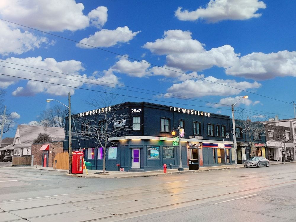 TheWestlake - In Toronto (Etobicoke) -1 estrelas em Toronto