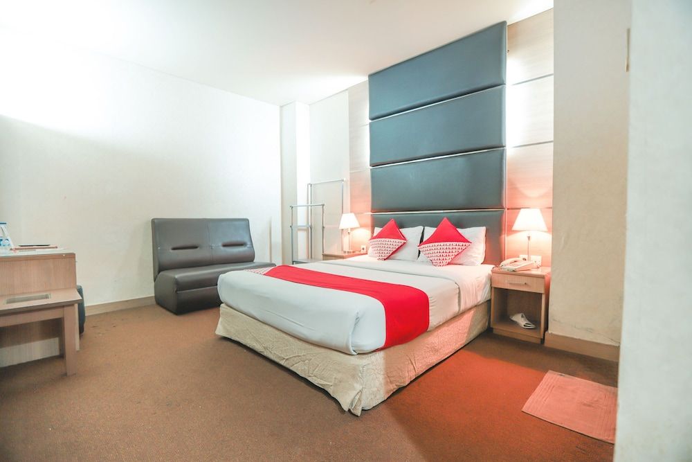 OYO 180 Hotel Mirah 1
