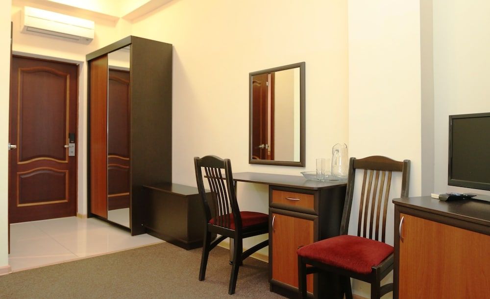 Kavkaz Hotel 2