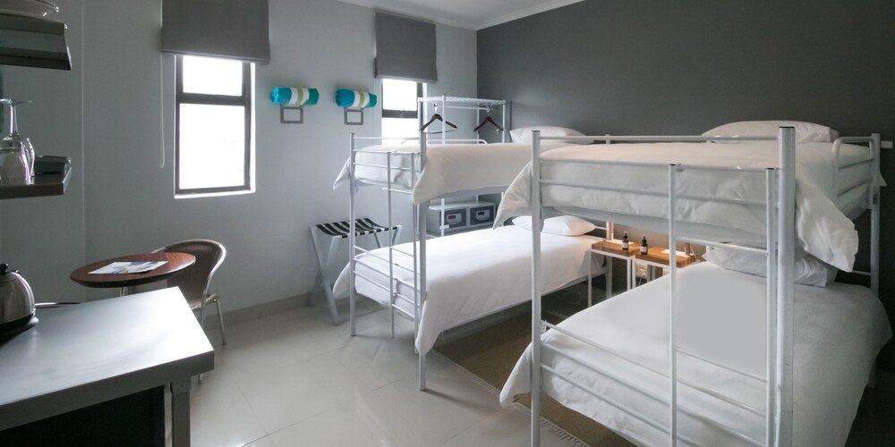 Zzzone Boutique Hostel 3