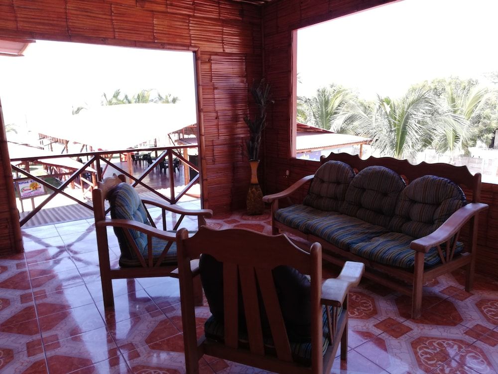 Hospedaje Cueva Beach 3