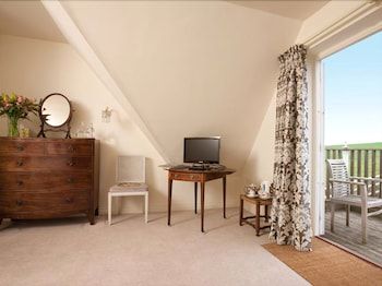 Trinity House Bed & Breakfast 2