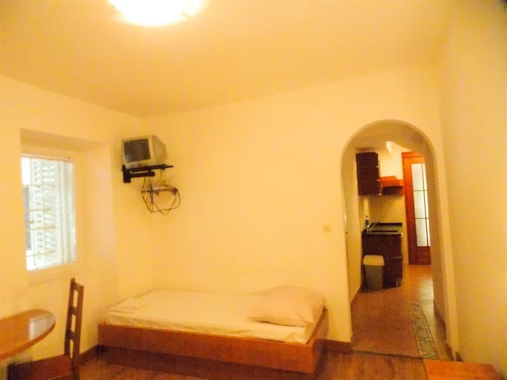 Frane apartments - Adults Only 2