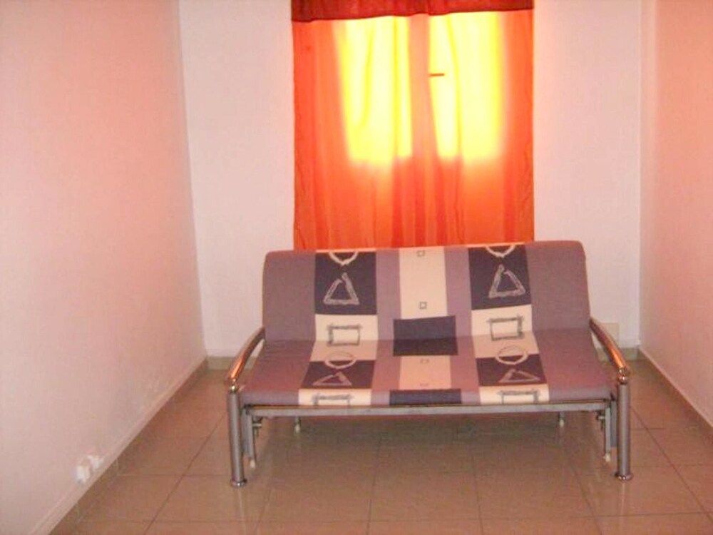 House With one Bedroom in Saint-anne, With Enclosed Garden and Wifi - 5 km From the Beach 3