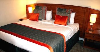 Blanco's Hotel Port Talbot 2