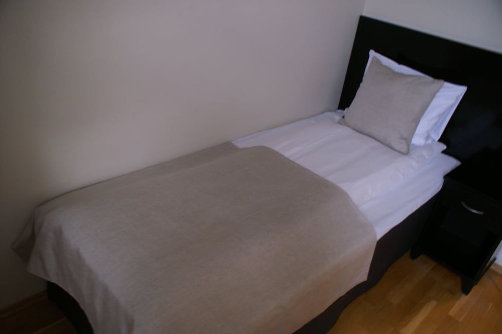 Nordfjord Hotell - Bryggen 2