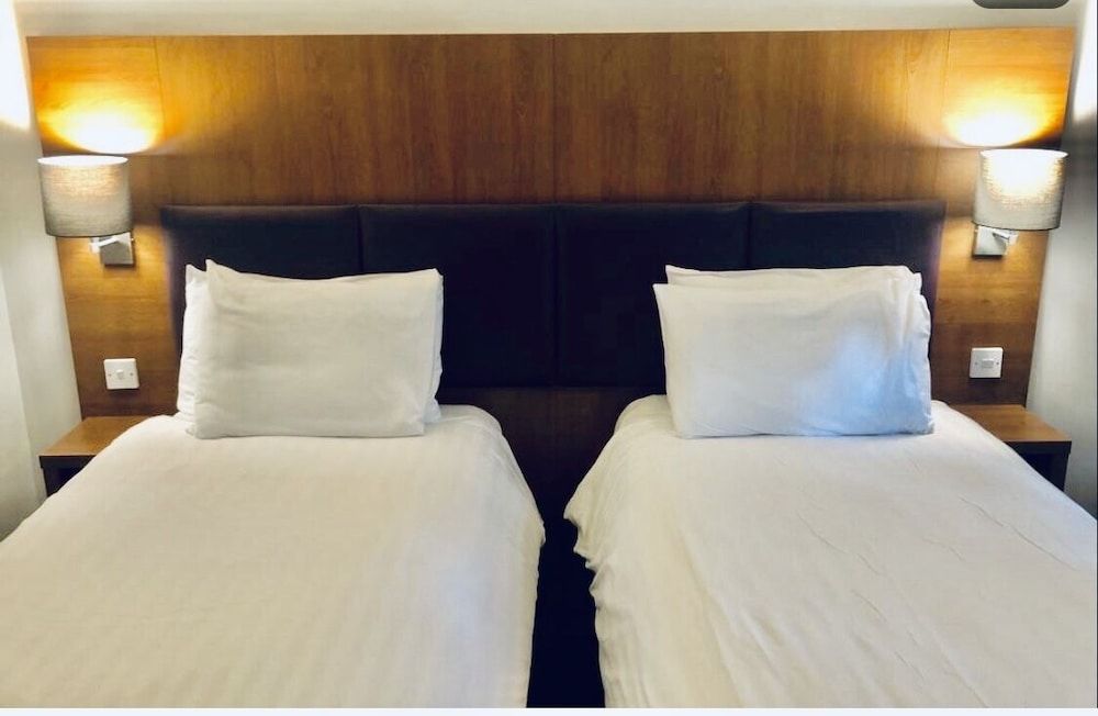 Bluemont Bromsgrove South Hotel 3