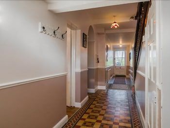 Mounteney's Farmhouse 2