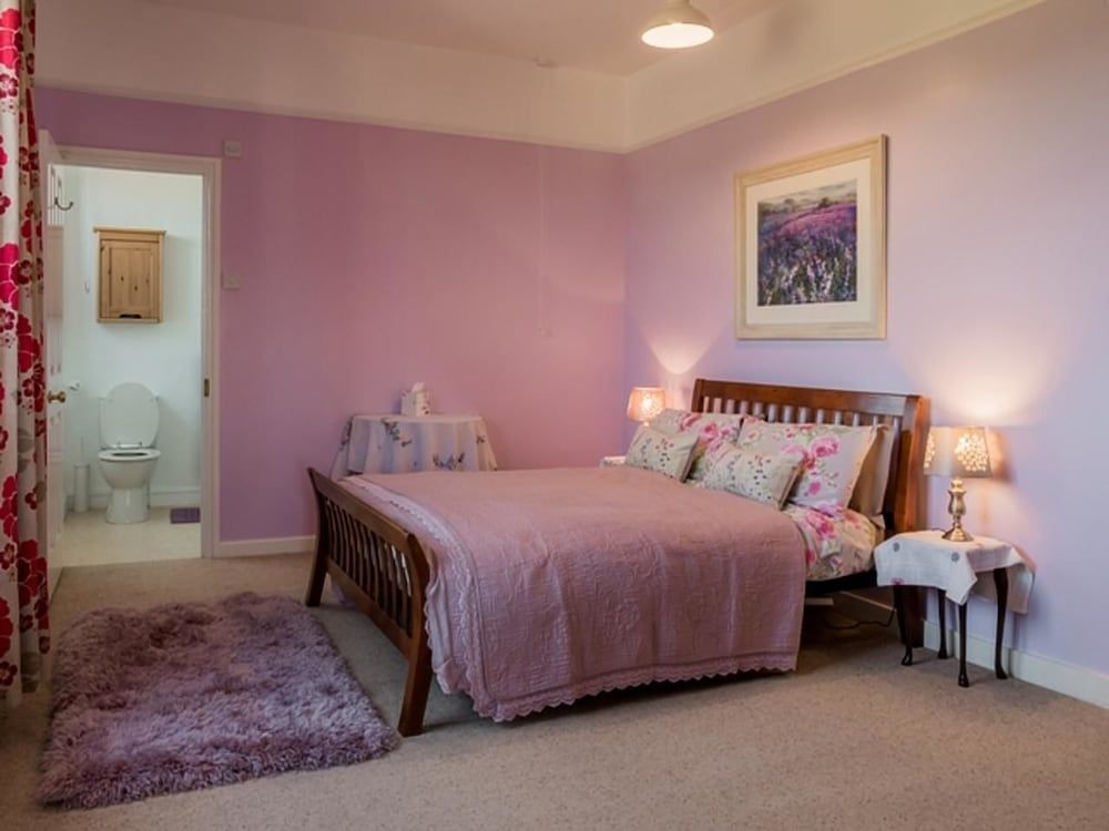 Mounteney's Farmhouse 3