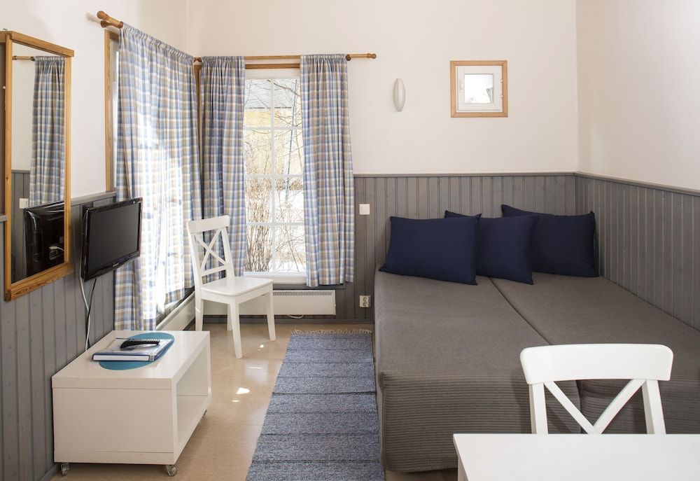 Nallikari Holiday Village Cottages