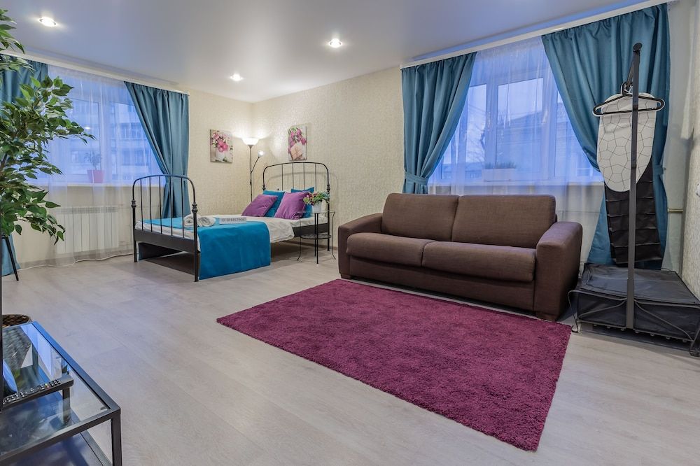 KvartalApartments. Shaliapina 6 1