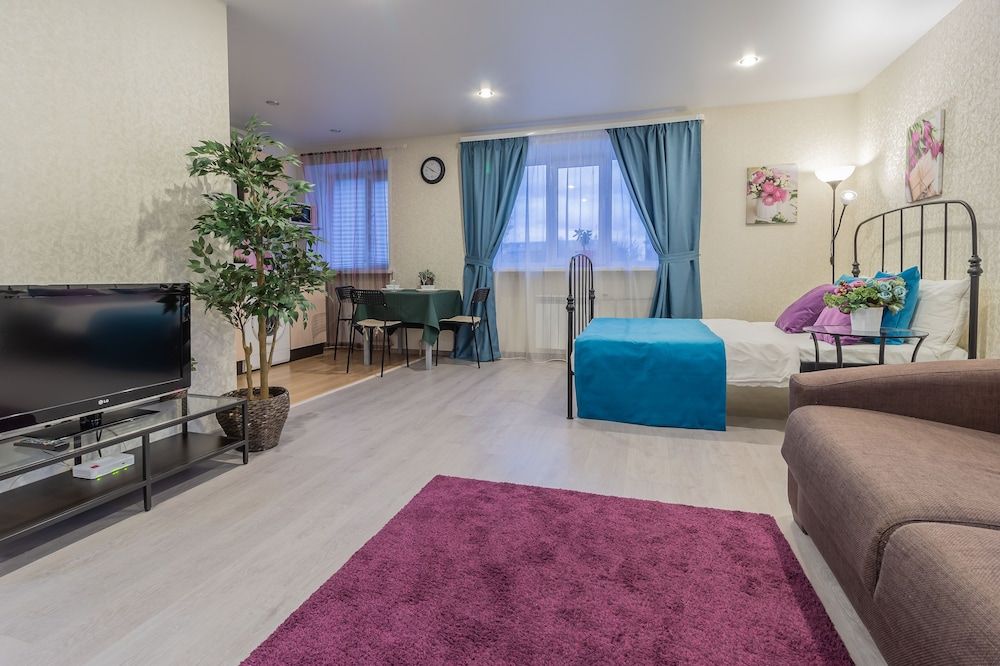 KvartalApartments. Shaliapina 6 3