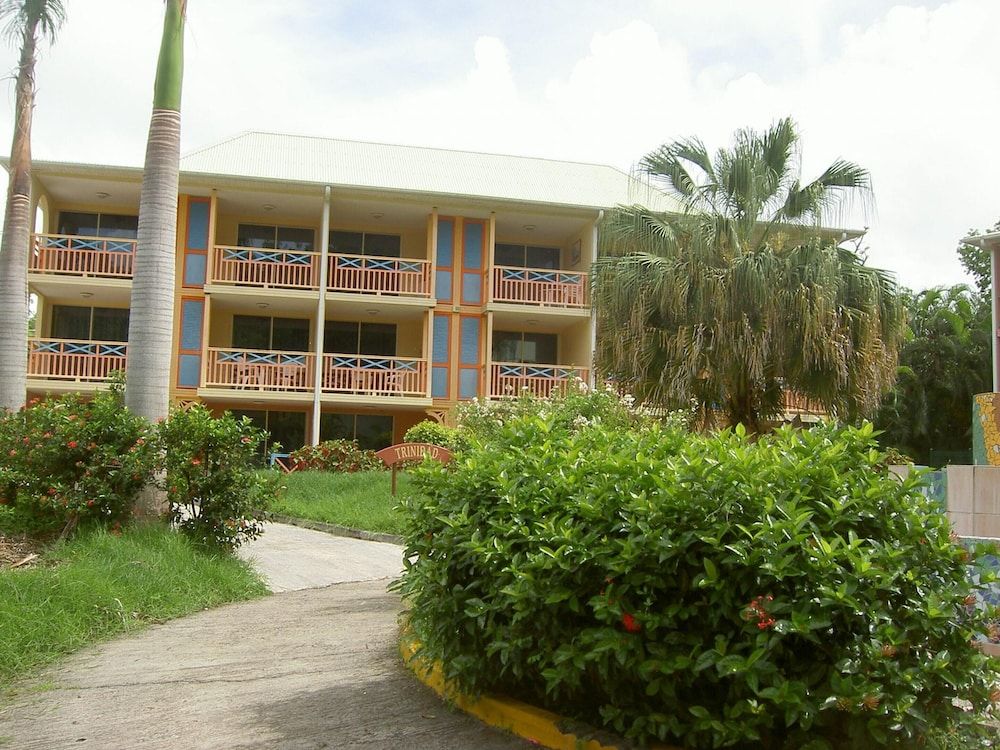 Studio in Sainte-anne, With Furnished Garden and Wifi - 100 m From the Beach