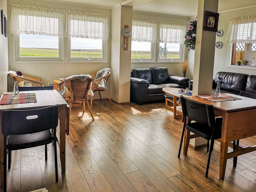 Sólheimahjáleiga Guesthouse 2