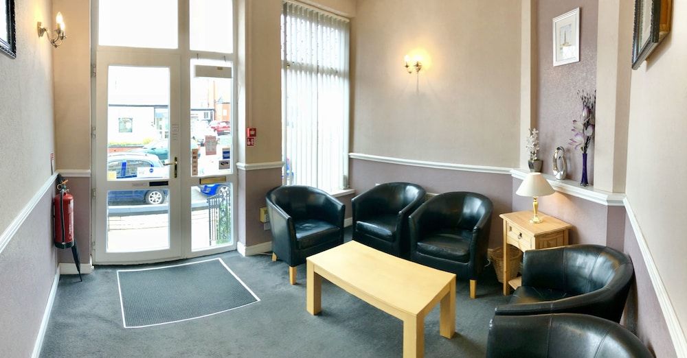 EMPRESS SELECT HOLIDAY FLATS 2 EMPRESS SELECT HOLIDAY FLATS 2