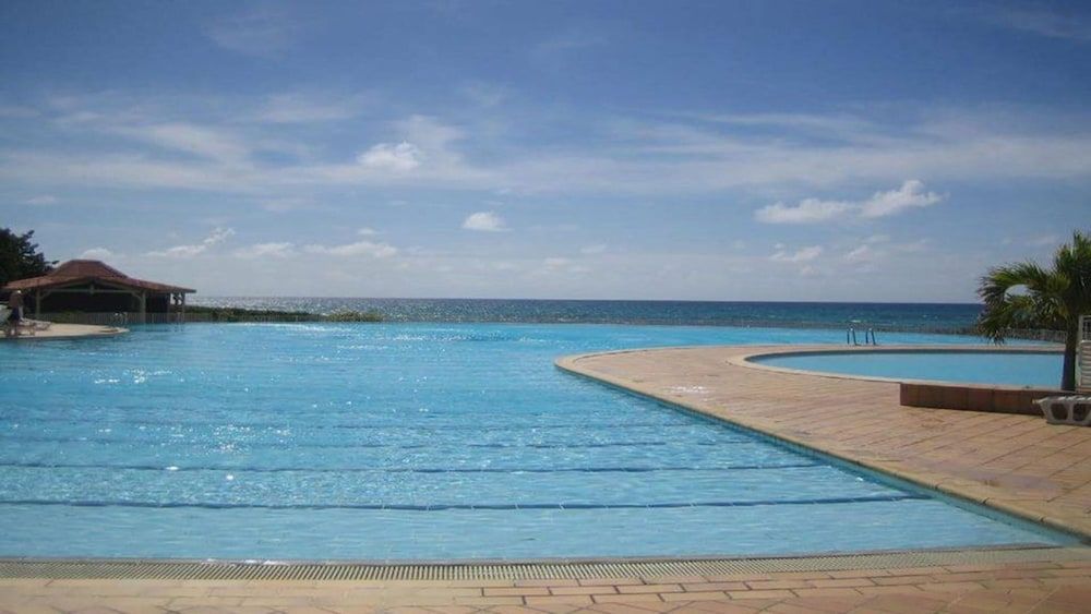 Studio in Saint-françois, With Wonderful sea View, Private Pool, Enclosed Garden - 80 m From the Beach