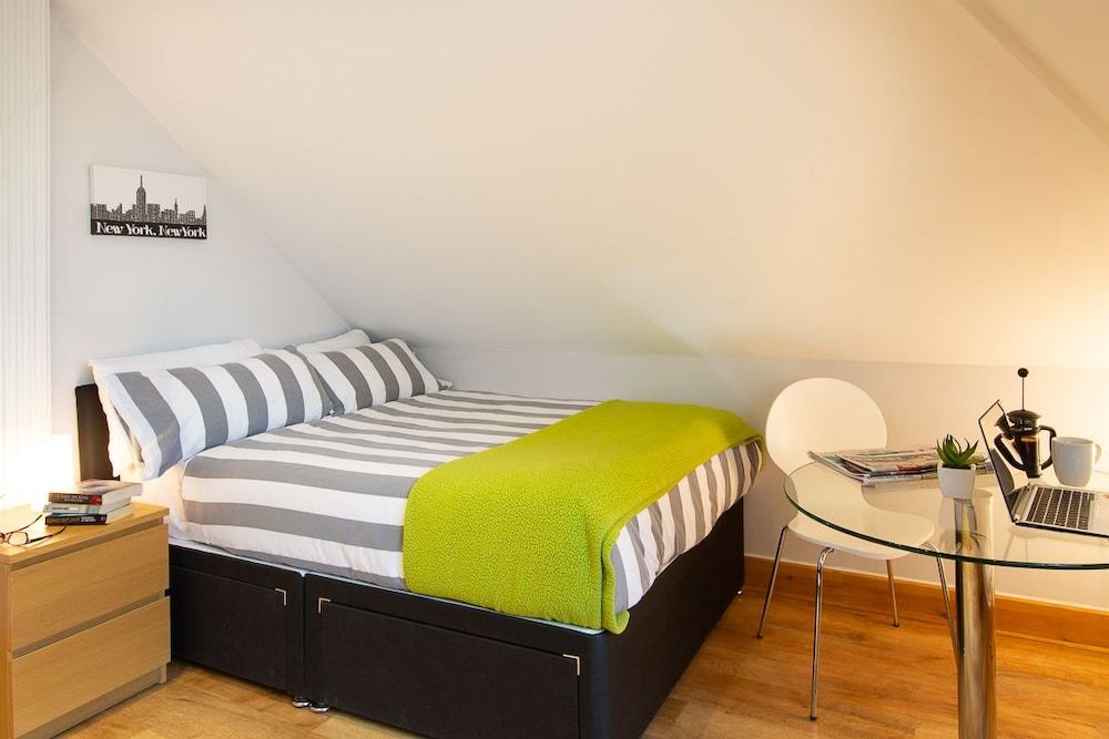 HomefromHolme Alban House 2