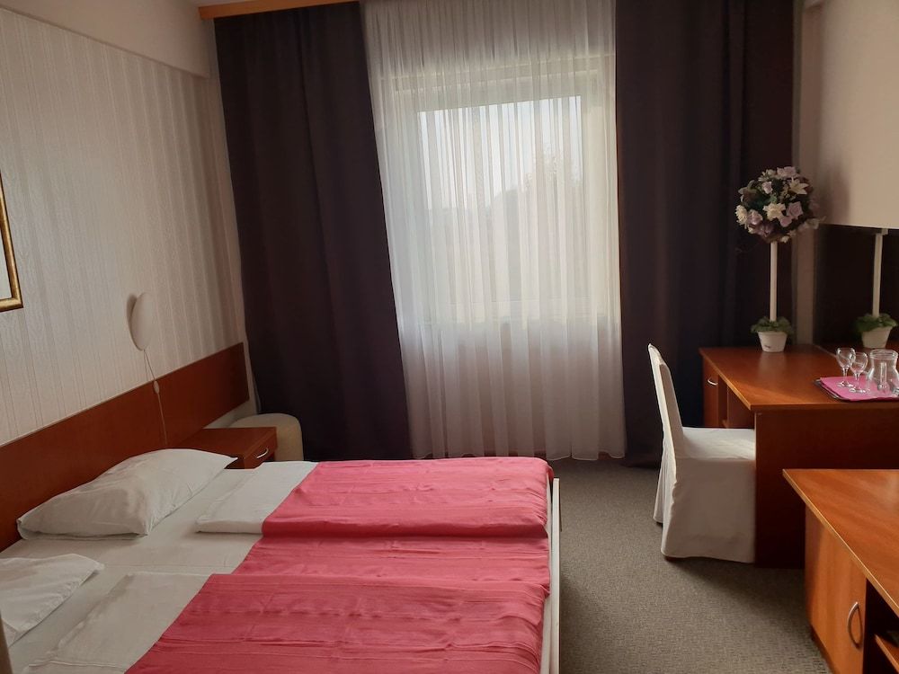 Hotel Zovko 3 estrelas em Slavonski Brod