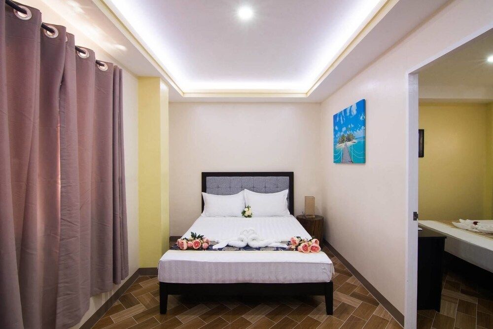 Jelly's Haven Resort 2