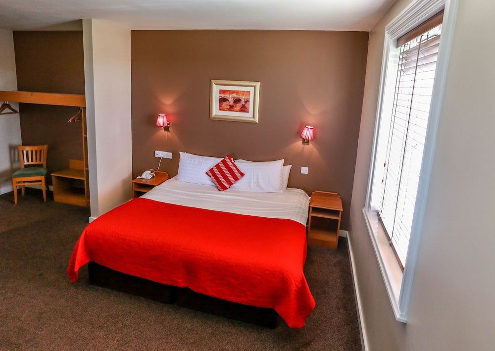 The Ballymac Hotel 2