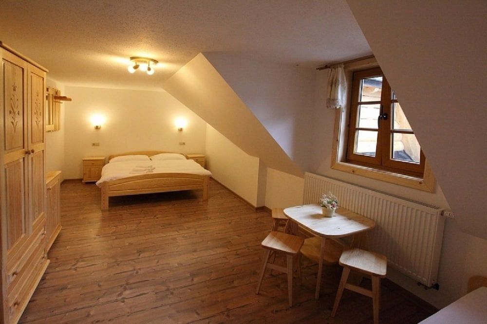 Koliba Josu Zuberec 3