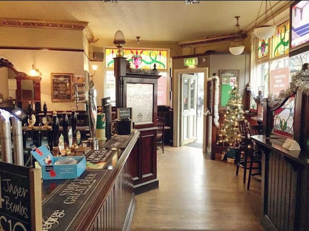 The George Backpackers 1 The George Backpackers 1