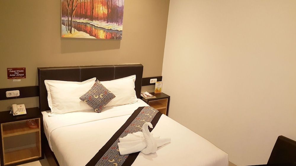 Sunrise Hotel Jombor 2