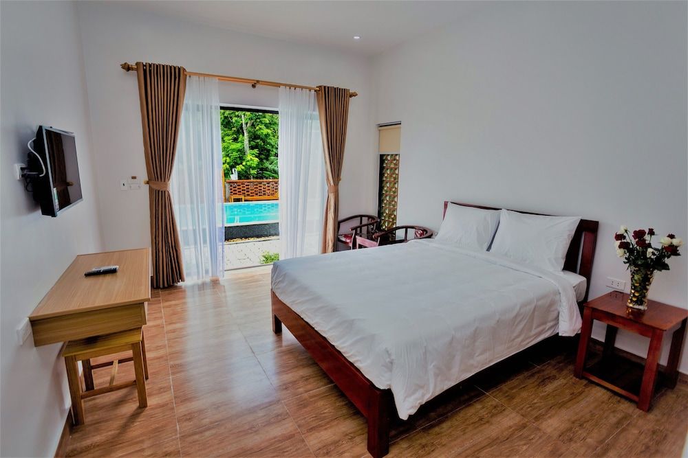 Son Doong Bungalow 3