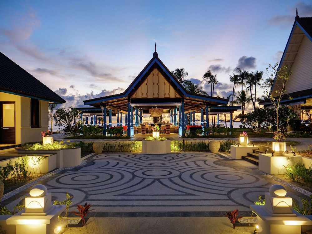 SAii Lagoon Maldives, Curio Collection by Hilton 2