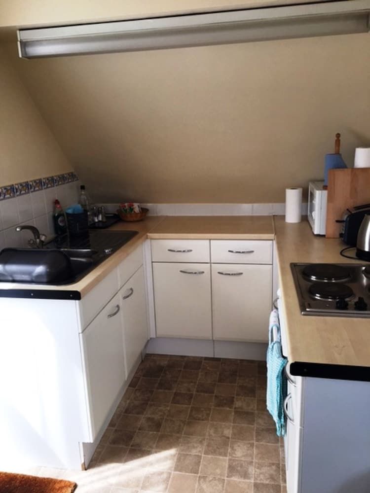 The Rose Cottage Inn 2