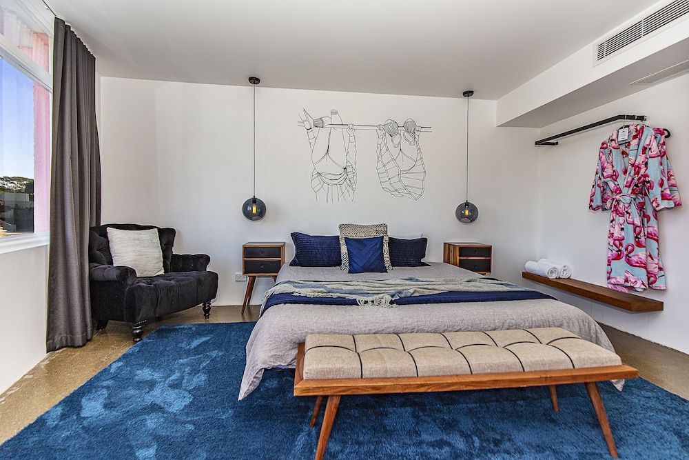 The Pink Hotel Coolangatta 3 The Pink Hotel Coolangatta 3